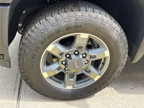 New 2026 GMC Sierra 2500 SLT w/ SLT Premium Package AWD/4WD image 38