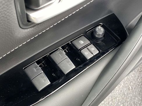 New 2026 Toyota Corolla SE image 25