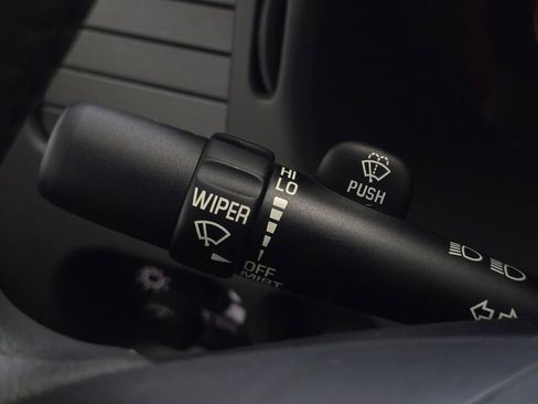 Used 2002 Chevrolet Monte Carlo SS w/ Preferred Equipment Group image 95