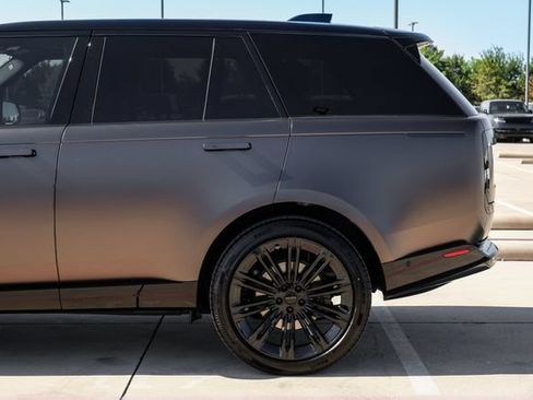 New 2026 Land Rover Range Rover SE AWD/4WD image 14