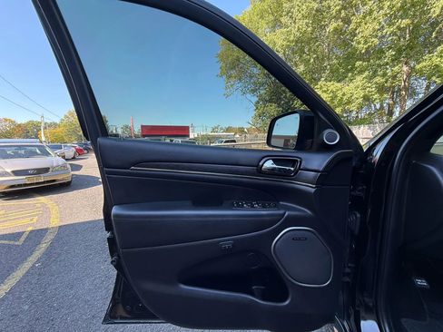 Used 2019 Jeep Grand Cherokee High Altitude image 9