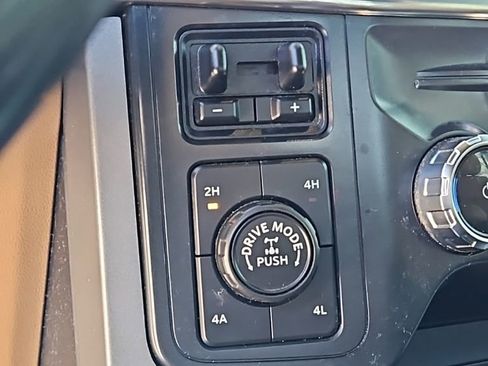 Used 2022 Ford F150 Lariat AWD/4WD image 20