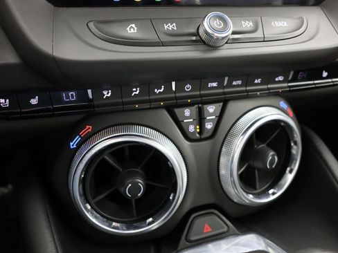 Used 2021 Chevrolet Camaro SS image 29