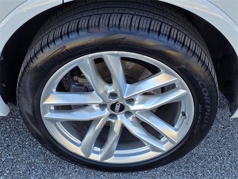 Used 2018 Audi Q7 3.0T Prestige image 48