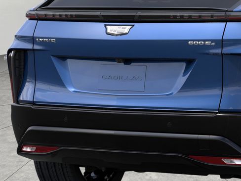 New 2026 Cadillac Lyriq Sport image 14