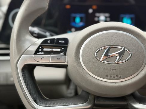 Used 2021 Hyundai Elantra SEL w/ Convenience Package image 17