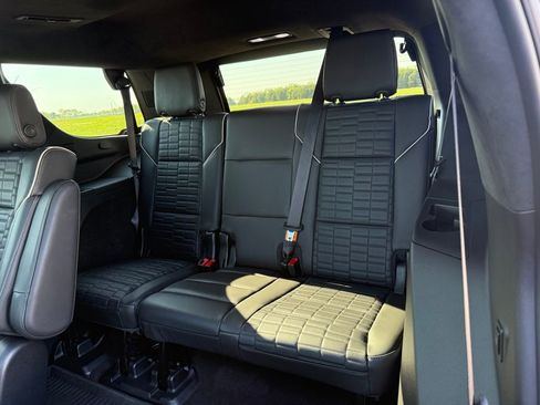 Used 2023 Cadillac Escalade V image 12