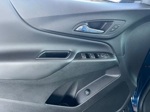 Certified 2022 Chevrolet Equinox LT FWD image 11