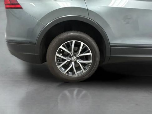Used 2019 Volkswagen Tiguan SE FWD image 27