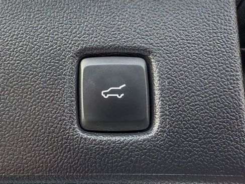 Used 2023 Ford Escape ST-Line image 37