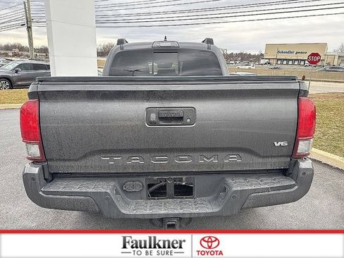Certified 2019 Toyota Tacoma TRD Sport image 6