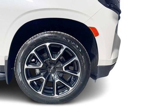 Used 2021 Chevrolet Tahoe RST w/ Luxury Package image 8