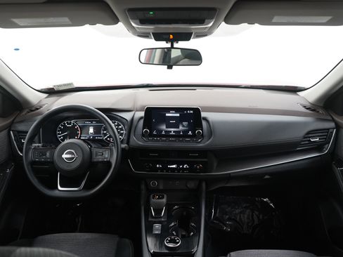 Used 2023 Nissan Rogue SV AWD/4WD image 13