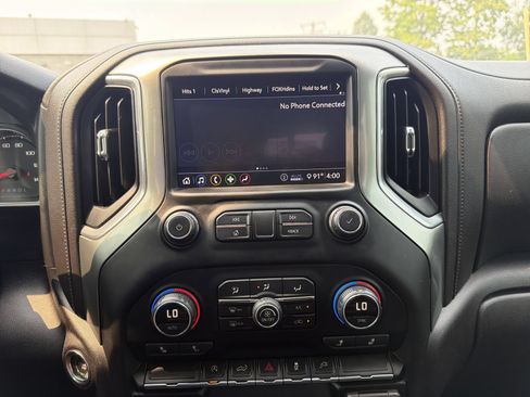 Used 2020 Chevrolet Silverado 1500 LT w/ All-Star Edition AWD/4WD image 28