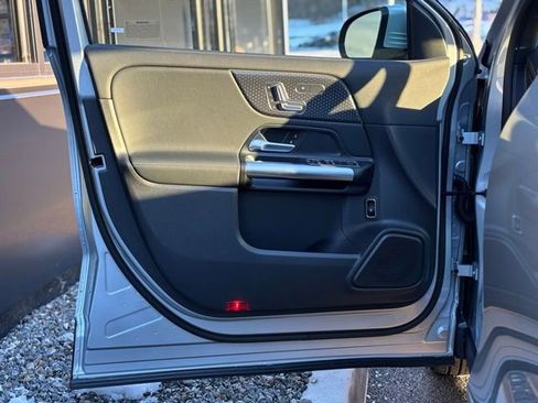 Used 2026 Mercedes-Benz GLA 250 4MATIC image 18