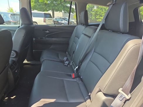 Used 2021 Honda Pilot EX-L image 12