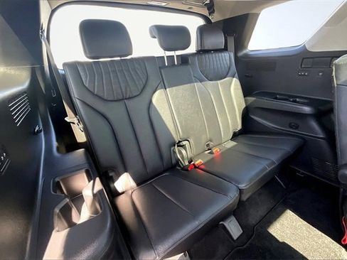 Used 2024 Hyundai Palisade Limited image 27