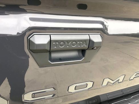 New 2026 Toyota Tacoma SR5 image 15