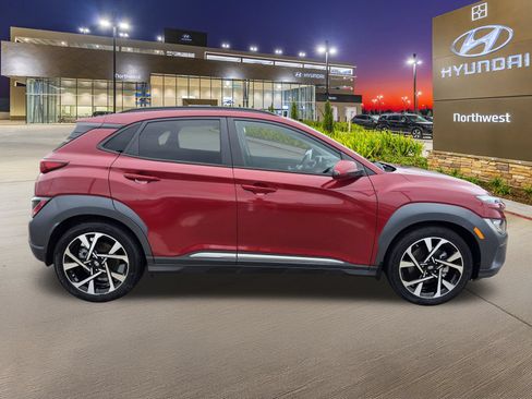 Certified 2022 Hyundai Kona Limited FWD image 6