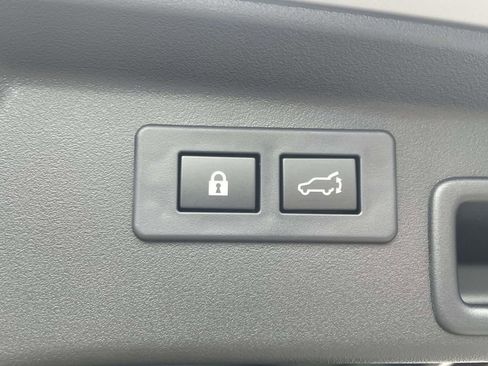 New 2026 Subaru Outback Limited image 11