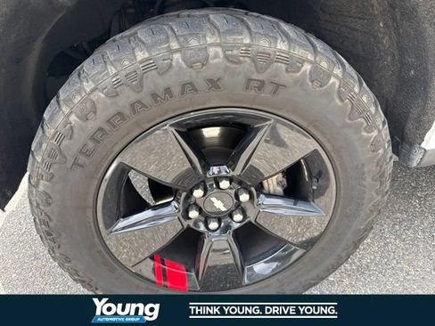 Used 2018 Chevrolet Colorado LT w/ Redline Special Edition AWD/4WD image 16