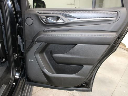 Used 2023 GMC Yukon Denali w/ Max Trailering Package image 30