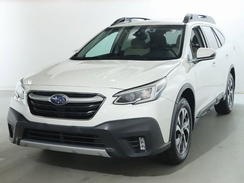 Used 2020 Subaru Outback Limited image 1