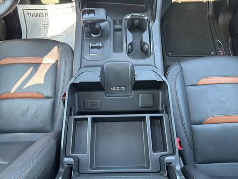Used 2025 GMC Sierra 1500 AT4 w/ AT4 Premium Package AWD/4WD image 24
