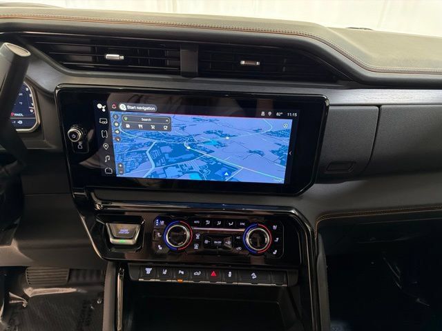 Used 2025 GMC Sierra 2500 AT4 AWD/4WD image 17