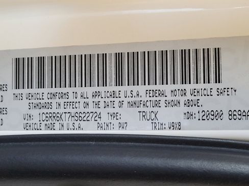 Used 2017 RAM 1500 Express image 33