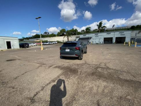 Used 2025 Chevrolet Trax LT image 16