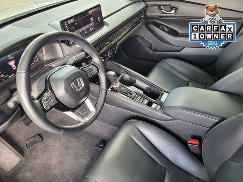 Used 2025 Honda Accord Touring image 18