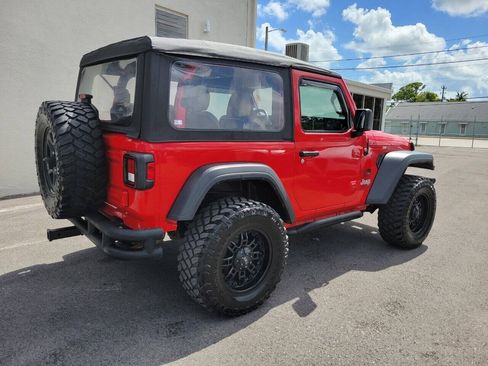 Used 2018 Jeep Wrangler Sport AWD/4WD image 7