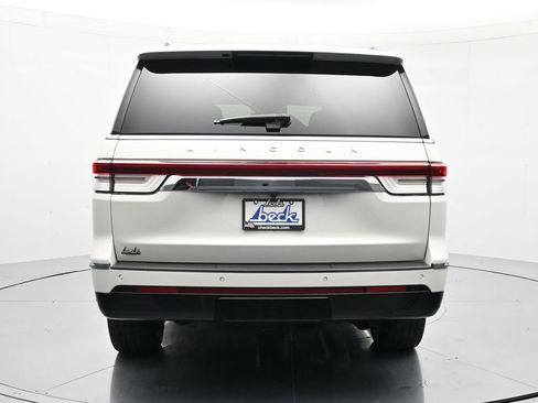 Used 2024 Lincoln Navigator Reserve AWD/4WD image 6