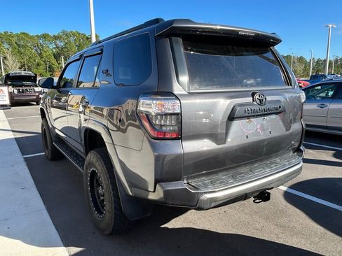 Used 2019 Toyota 4Runner TRD Off-Road Premium image 3