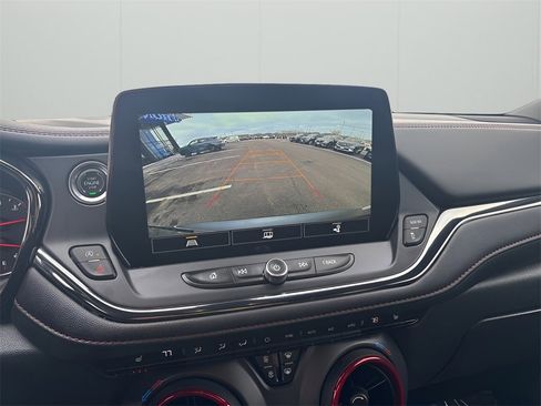 Used 2025 Chevrolet Blazer RS image 27