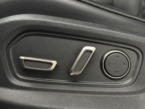 Used 2023 Rivian R1T Adventure image 12