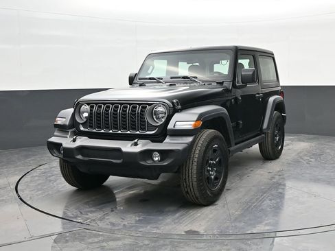 Used 2026 Jeep Wrangler Sport image 3