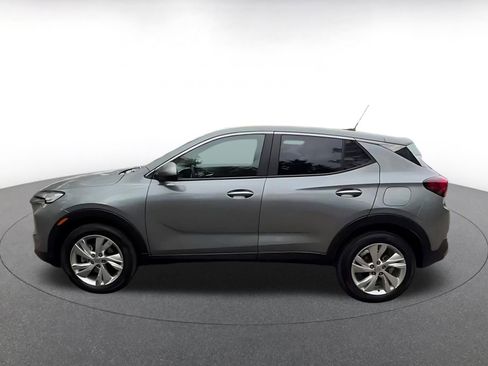 Used 2025 Buick Encore GX Preferred FWD image 9