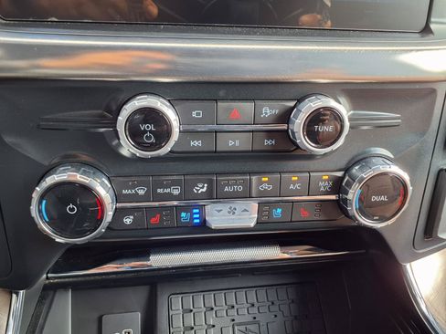 Used 2025 Ford F150 King Ranch w/ FX4 Off-Road Package AWD/4WD image 9