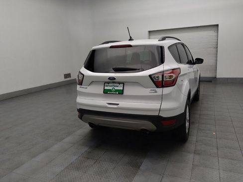 Used 2018 Ford Escape SEL image 9