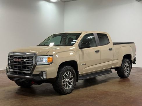 Used 2022 GMC Canyon AT4 image 28