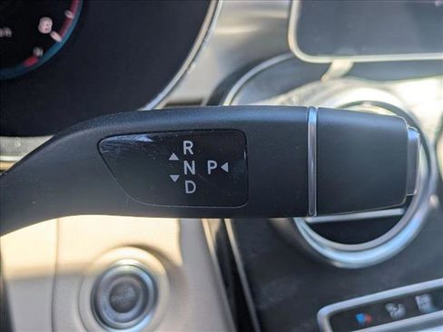 Used 2019 Mercedes-Benz C 300 Sedan image 9