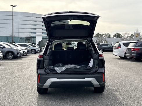 New 2026 Volkswagen Tiguan SE image 15