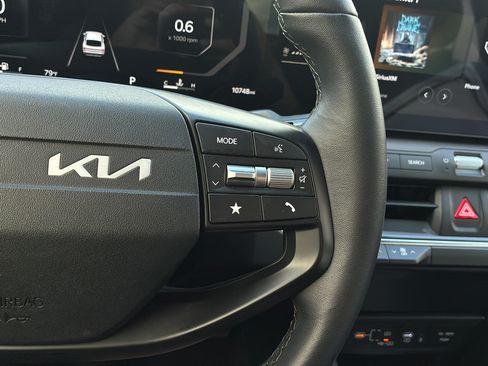 Certified 2025 Kia K4 EX FWD image 28