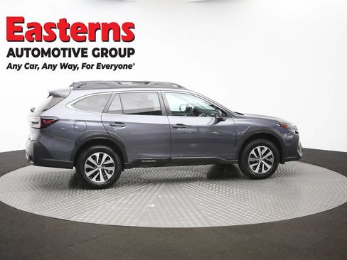 Used 2023 Subaru Outback Premium AWD/4WD image 42