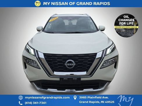Used 2023 Nissan Rogue Platinum w/ Platinum Premium Package AWD/4WD image 3