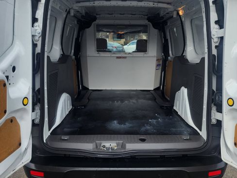 Used 2020 Ford Transit Connect XL image 19