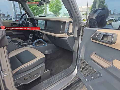 Used 2023 Ford Bronco Wildtrak AWD/4WD image 19