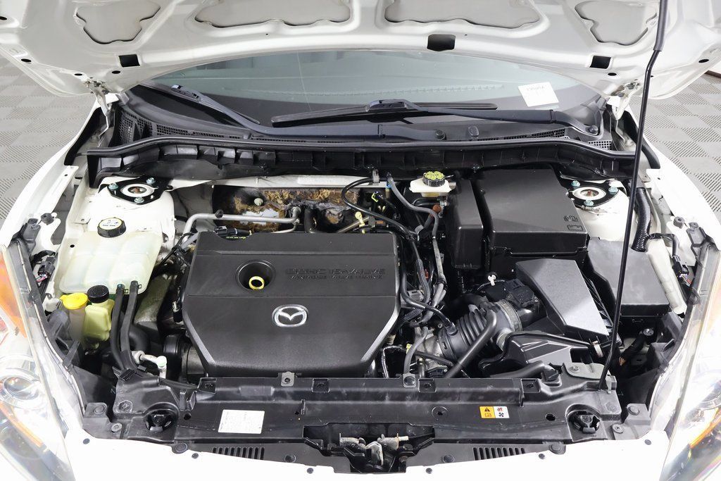 Used 2011 MAZDA MAZDA3 i Touring FWD image 15